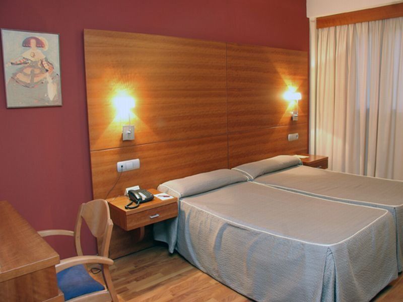 Hotel Restaurante El Tollo 3*